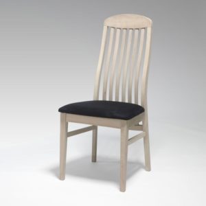 Spisebordsstol i Egetræ